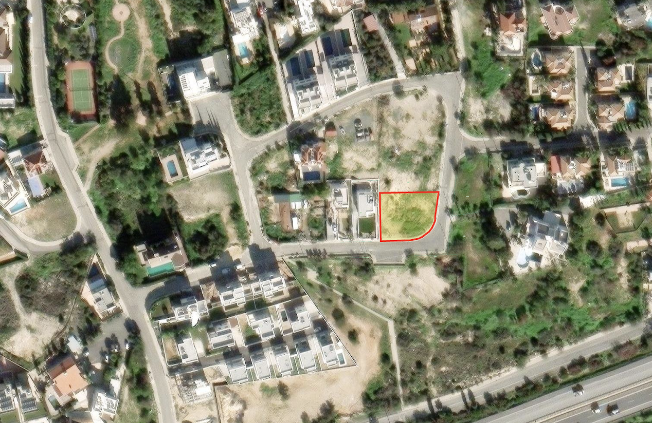 Residential Plot 821m2 - Agios Tychon, Limassol