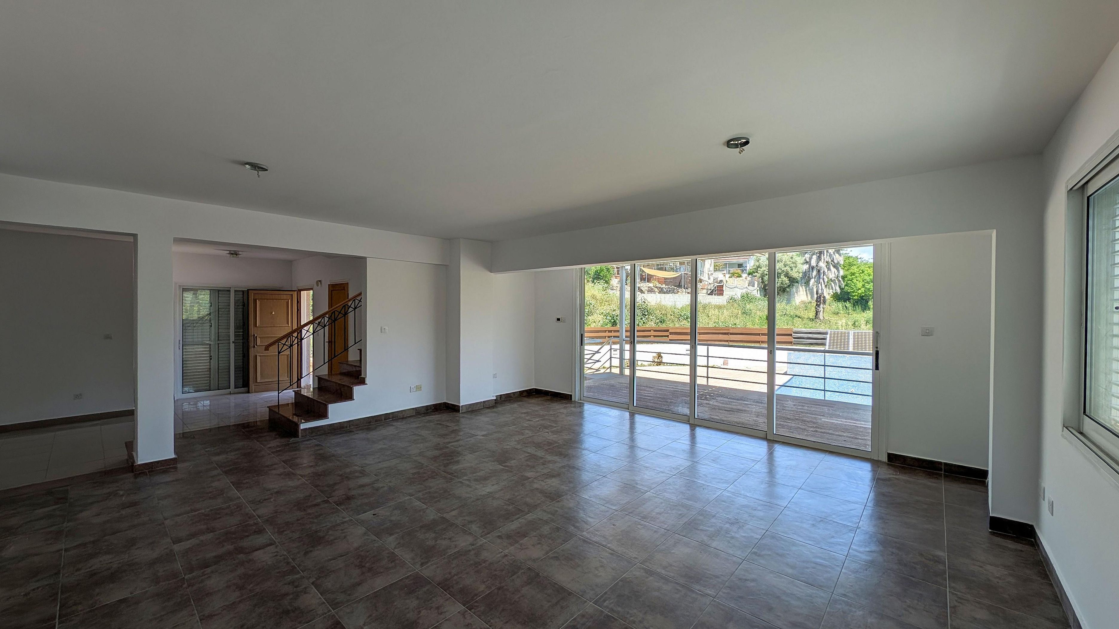 Three Bedroom House - Konia, Paphos image 4
