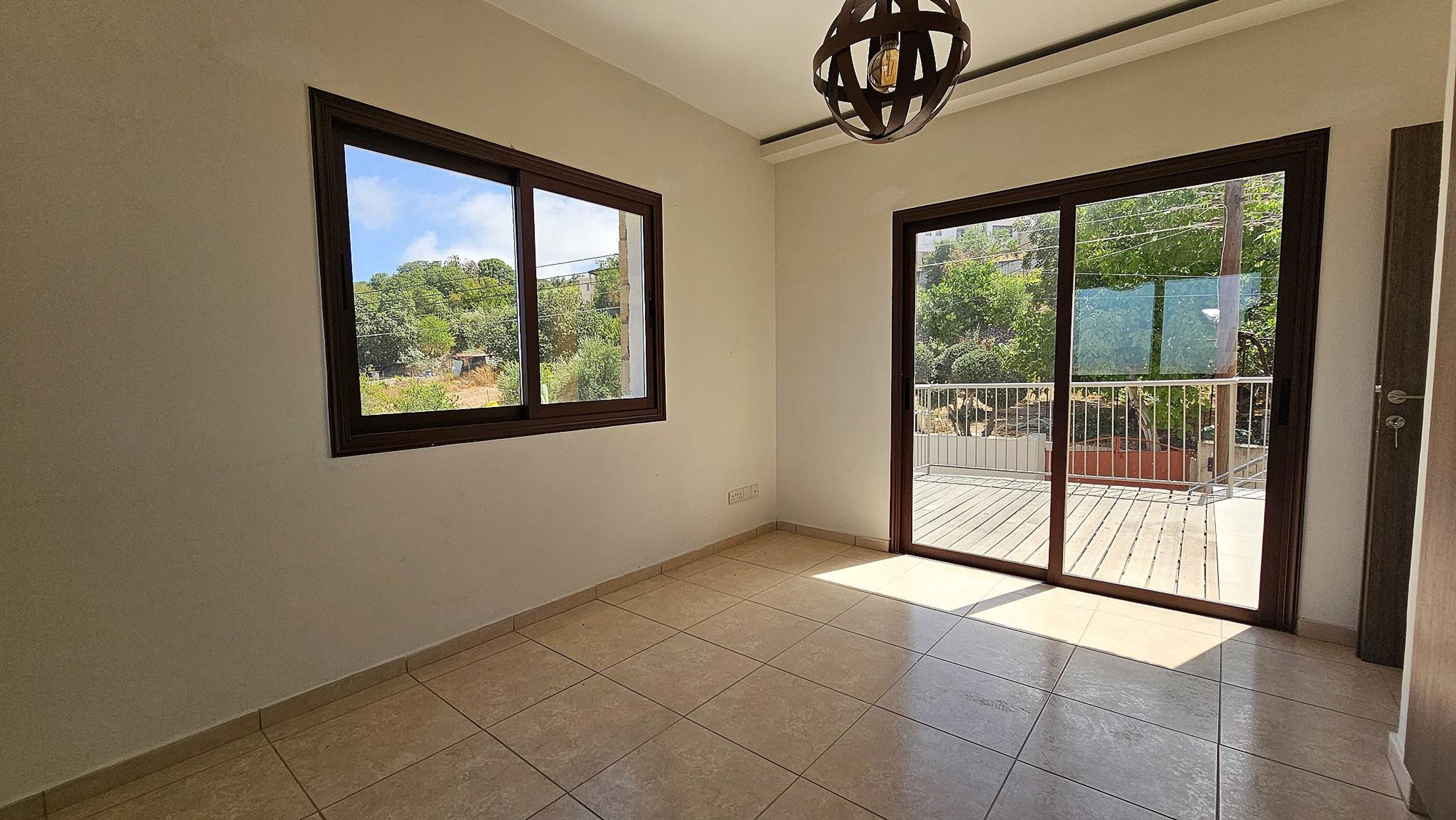 Four Bedroom House - Koili, Paphos image 18