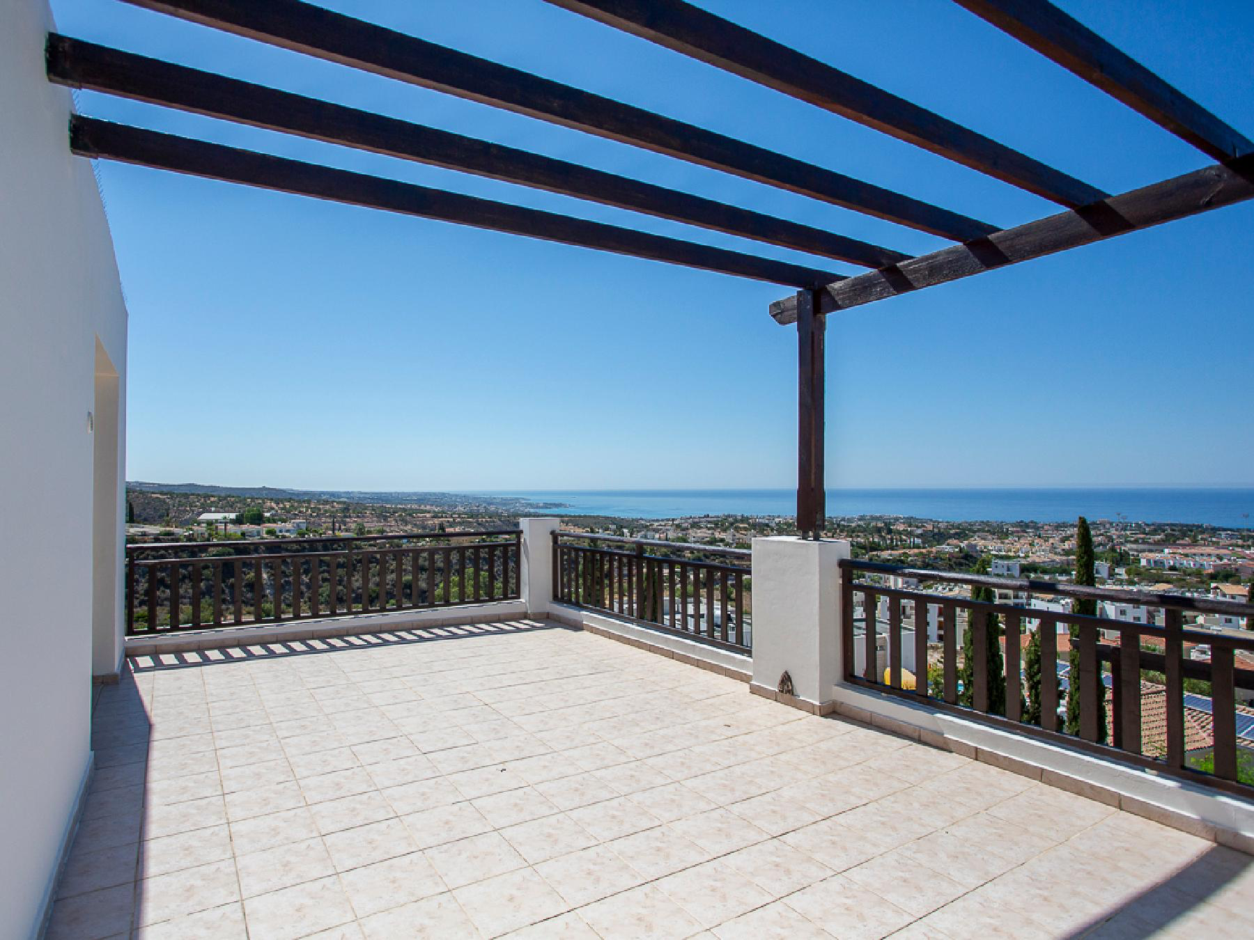 Two bedroom apartment for sale in Peyia, Paphos image 3