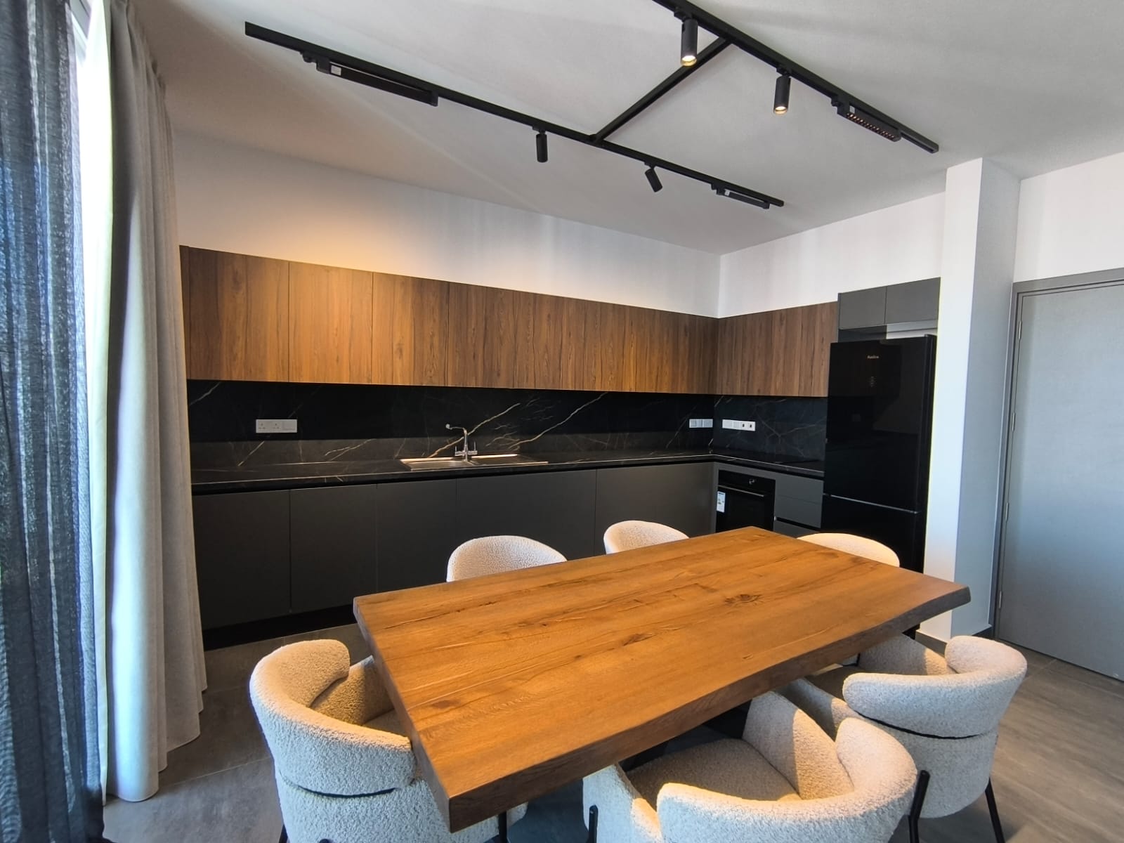 Two Bedroom Apartment - Chrysopolitissa, Larnaca image 5