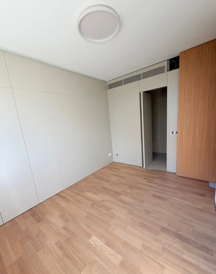 Three Bedroom Penthouse - Agios Andreas, Nicosia image 13