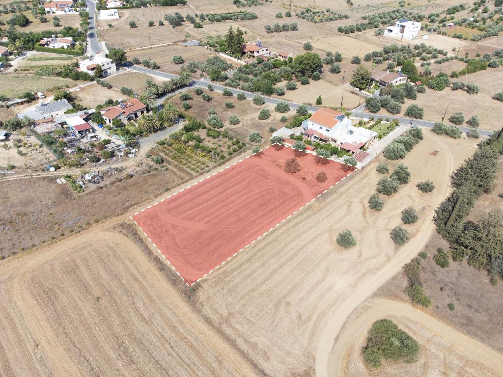 Residential Field ( 3,178 m²) – Ergates, Nicosia
