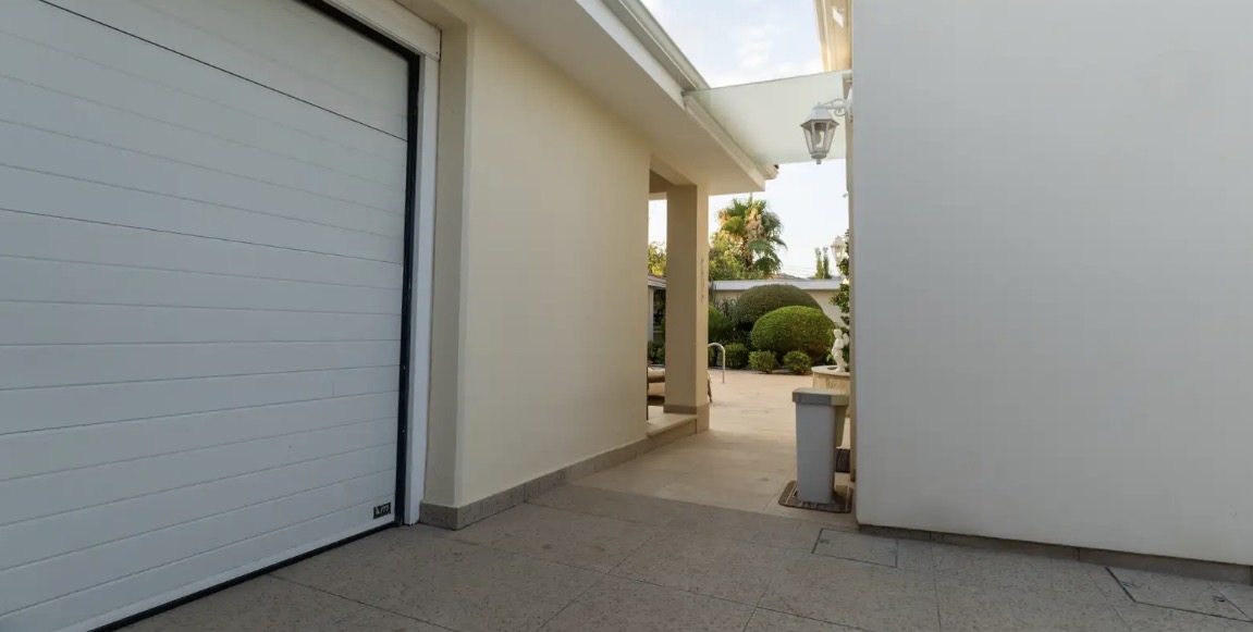Luxury Villa Four Bedroom - Pyrgos , Limassol image 12