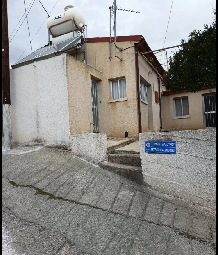 Two Bedroom Semi Detached House-Eptagonia,Limassol image 2
